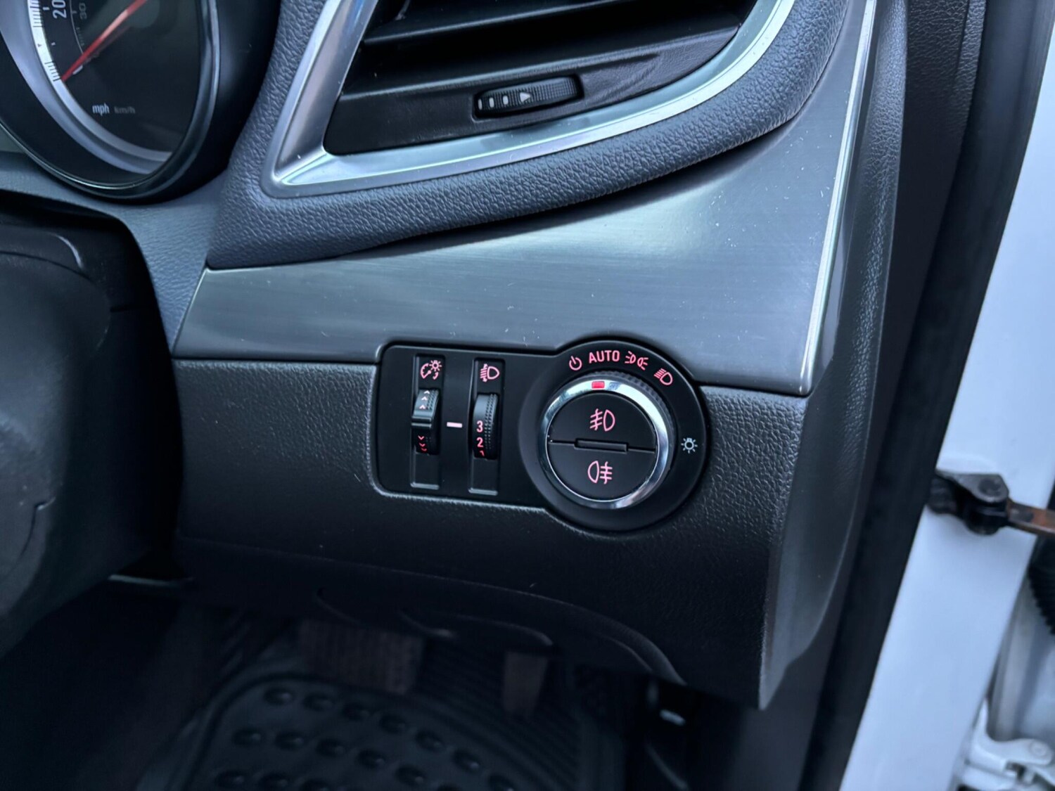 Used Vauxhall Mokka 2016 for sale - 76371606: Photo 51