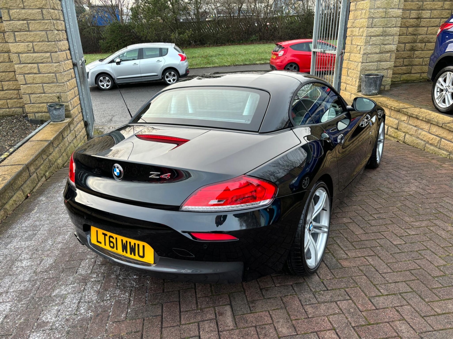 Used BMW Z4 2011 for sale - 77143433: Photo 17