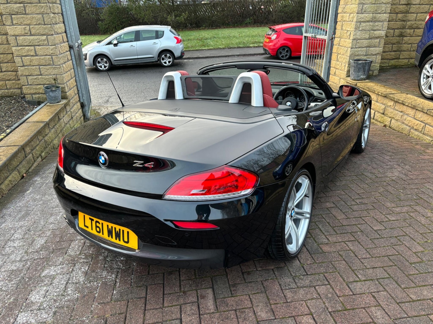 Used BMW Z4 2011 for sale - 77143433: Photo 18