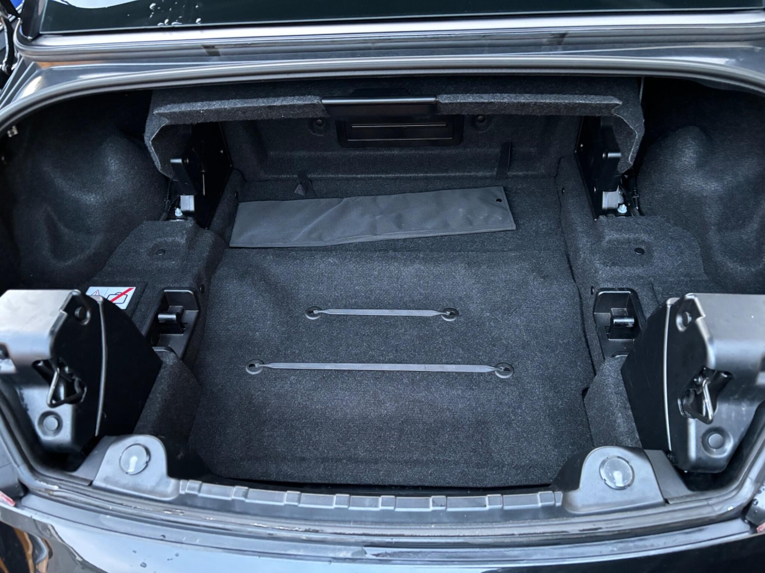 Used BMW Z4 2011 for sale - 77143433: Photo 37