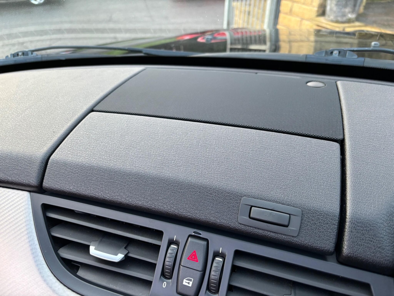 Used BMW Z4 2011 for sale - 77143433: Photo 58