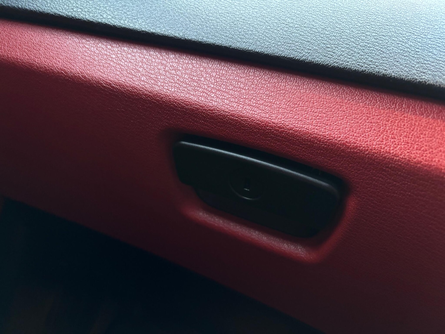 Used BMW Z4 2011 for sale - 77143433: Photo 60