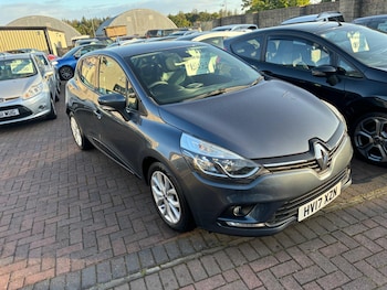 Used Renault Clio 2017 for sale - 75543922: Photo