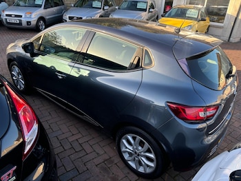 Used Renault Clio 2017 for sale - 75543922: Photo