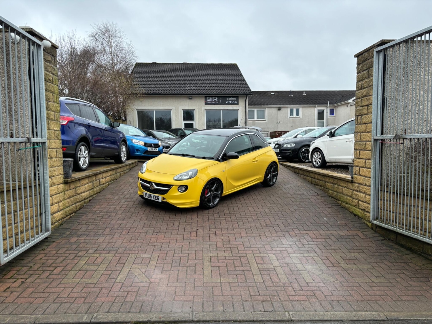 Used Vauxhall ADAM 2015 for sale - 77386249: Photo 3