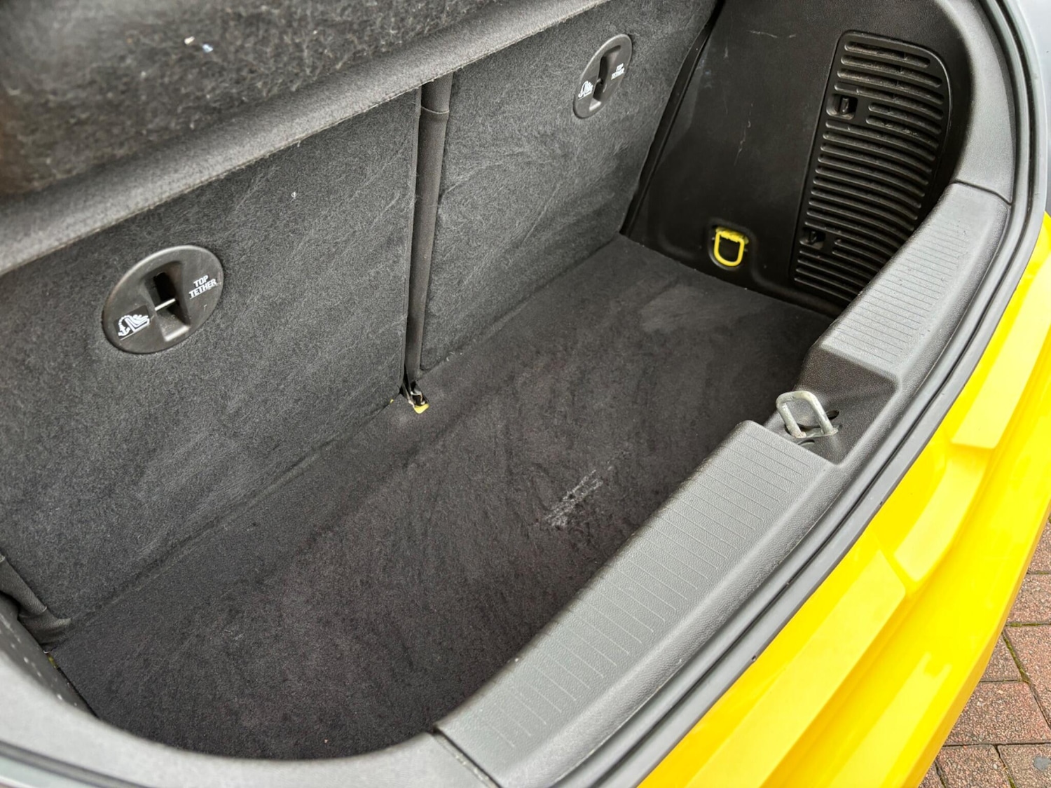 Used Vauxhall ADAM 2015 for sale - 77386249: Photo 33