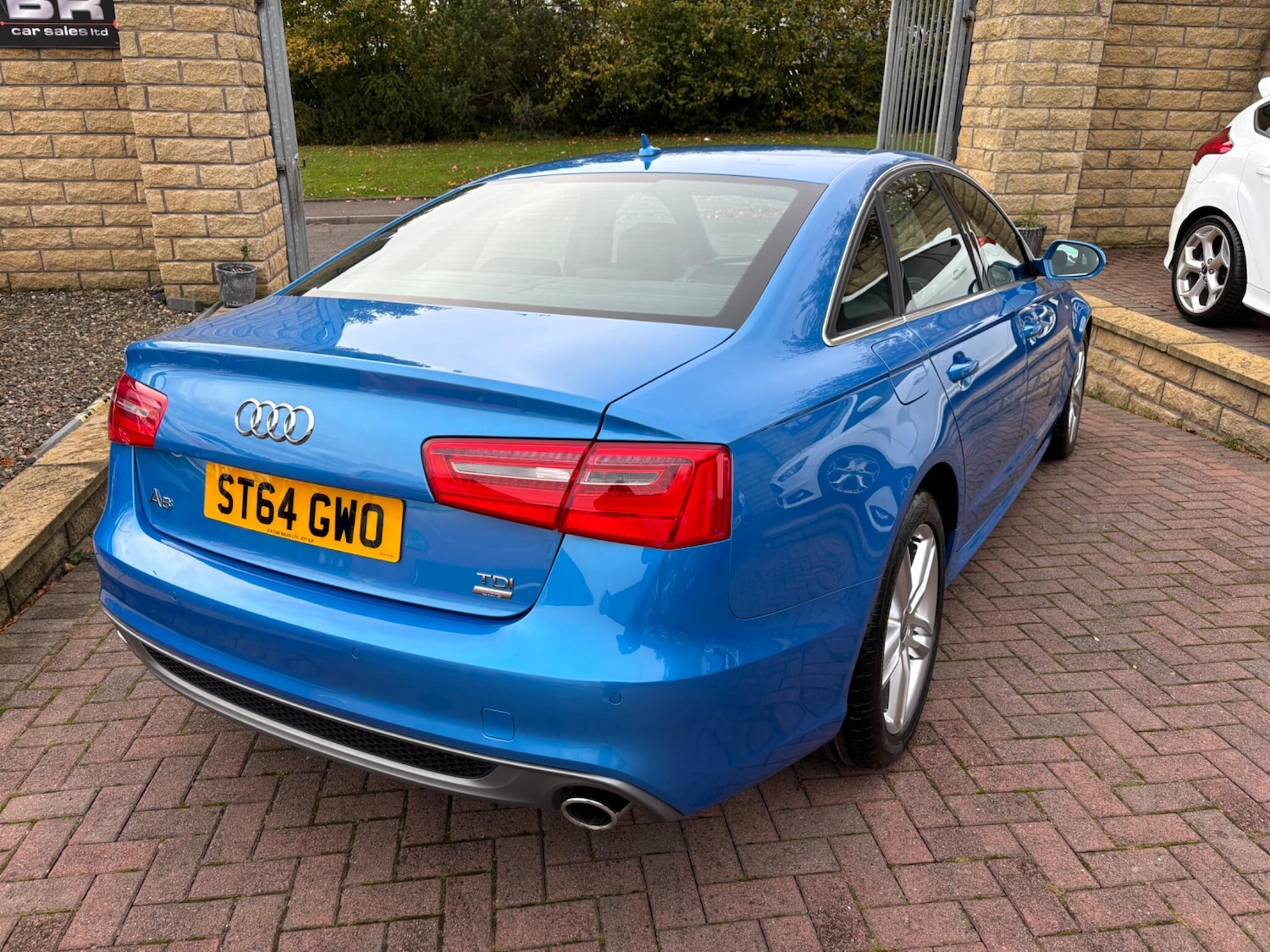 Used Audi A6 Saloon 2014 for sale - 76269695: Photo 10