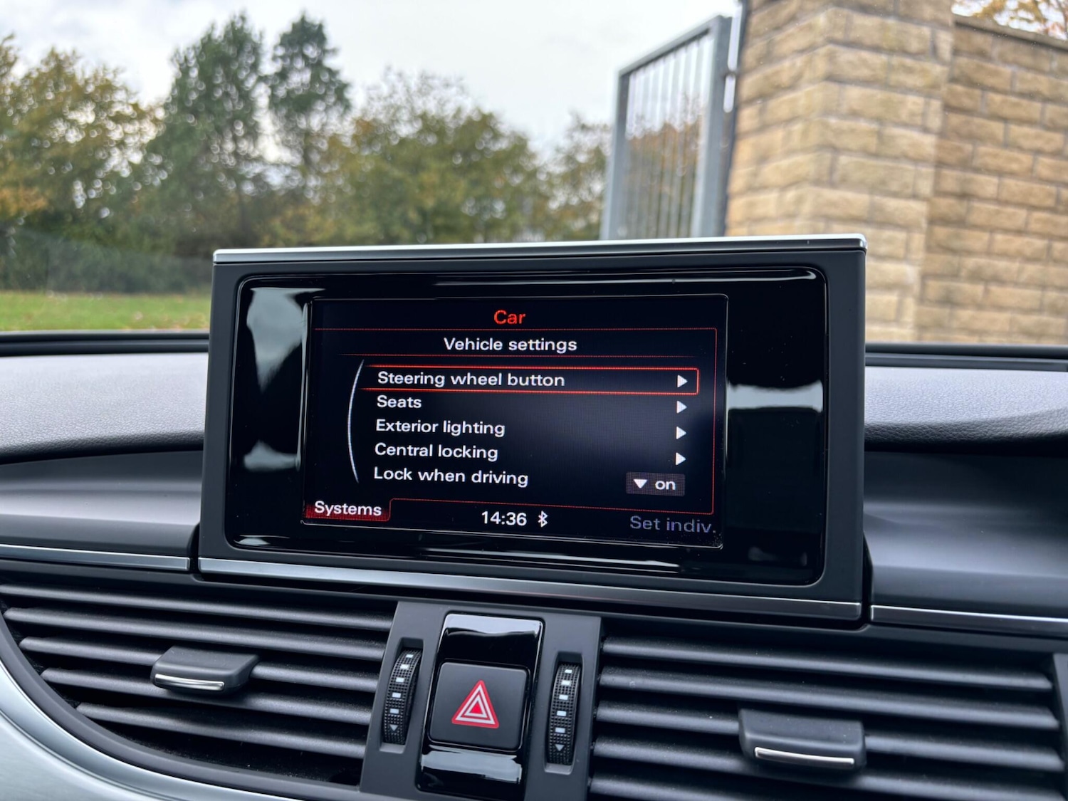 Used Audi A6 Saloon 2014 for sale - 76269695: Photo 45