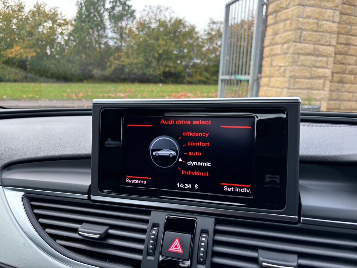 Used Audi A6 Saloon 2014 for sale - 76269695: Photo 52