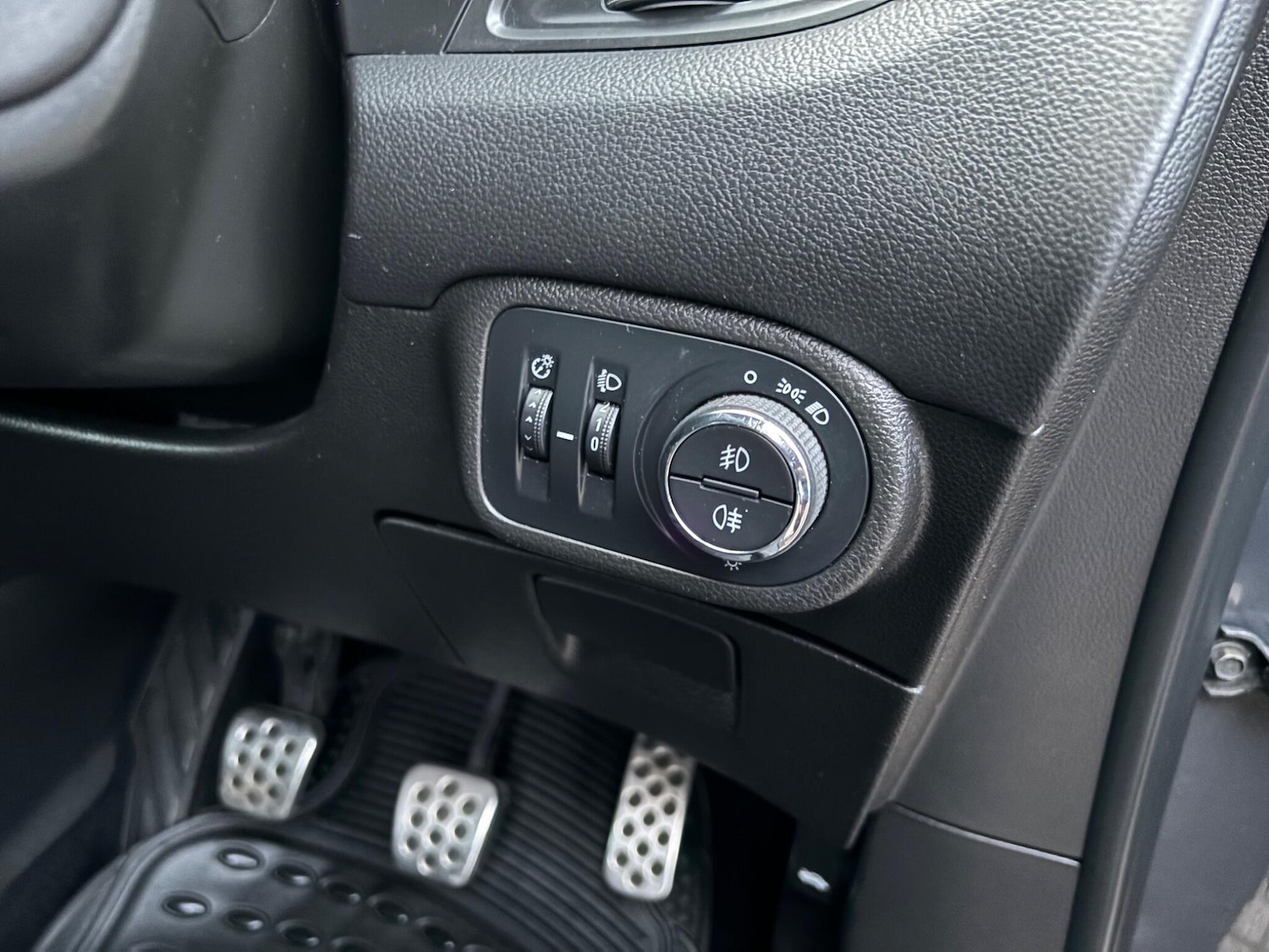 Used Vauxhall Zafira Tourer for sale - 77050009: Photo 40