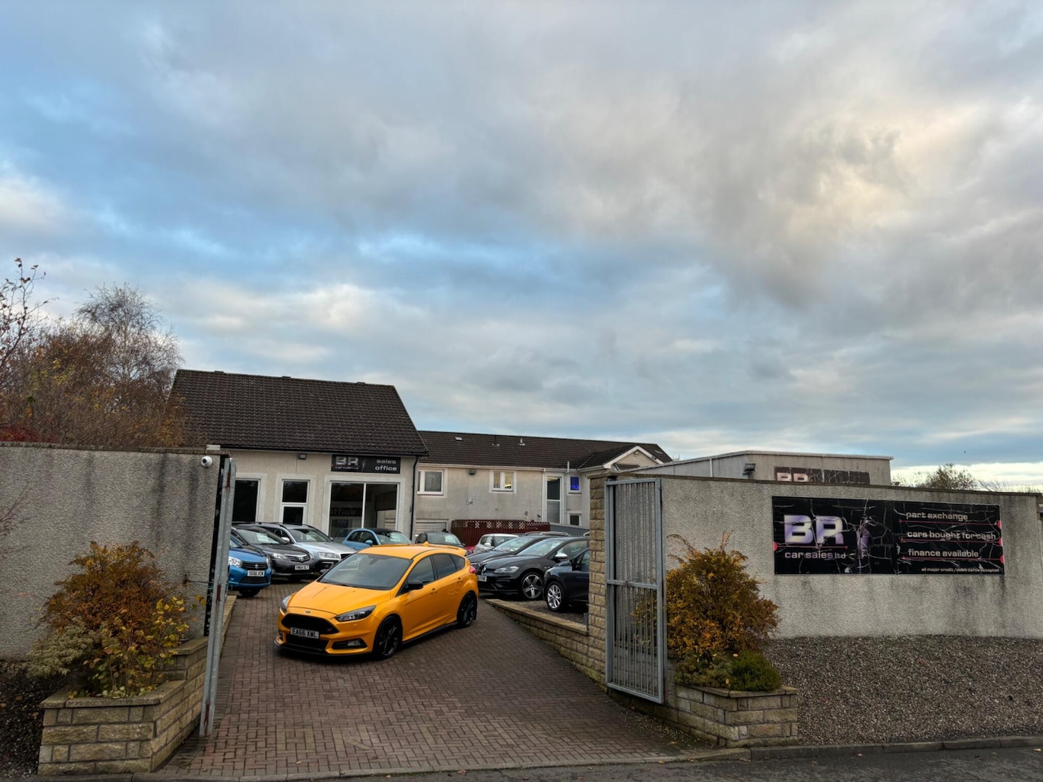 Used Ford Focus 2016 for sale - 76997630: Photo 2