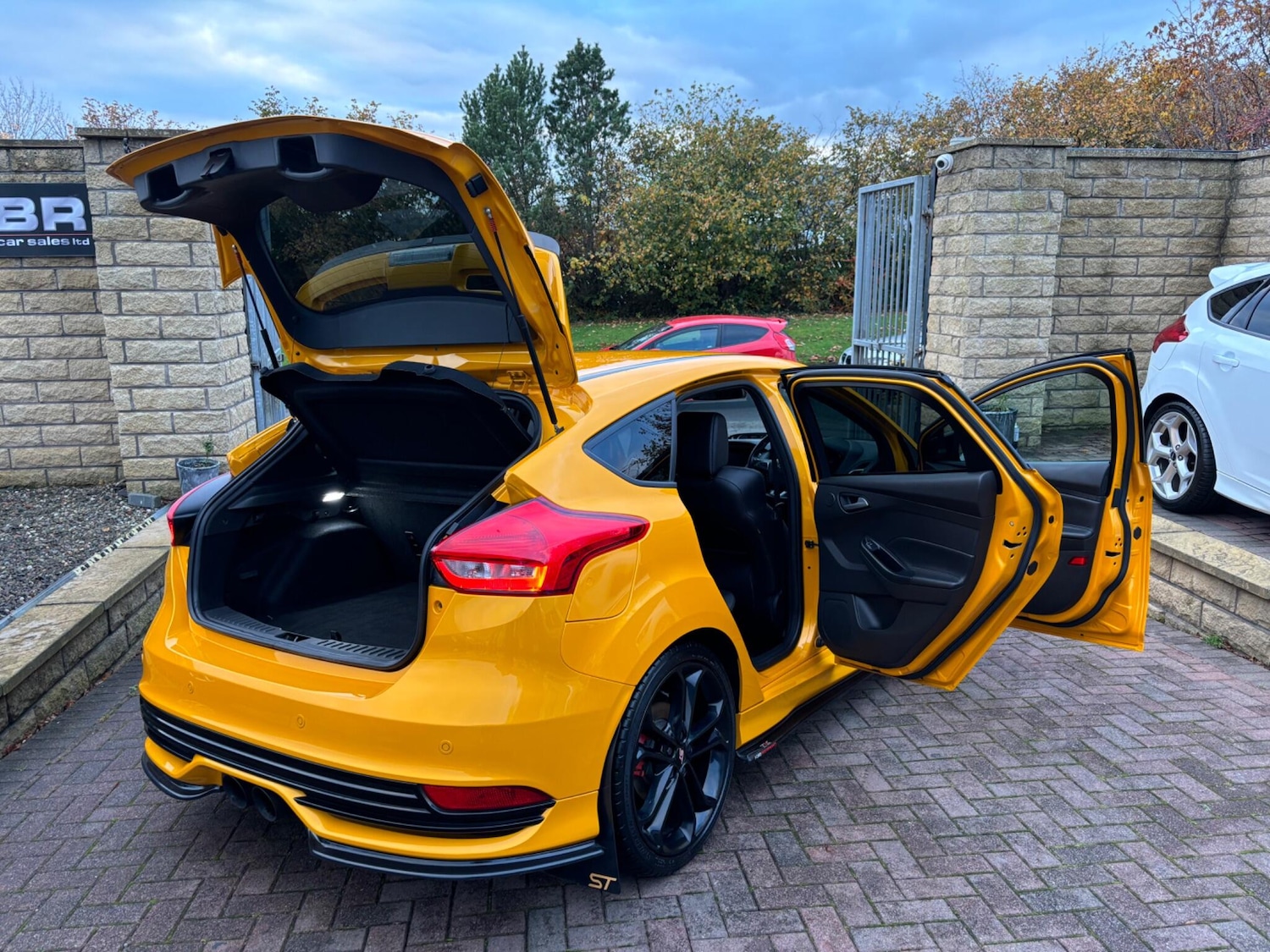 Used Ford Focus 2016 for sale - 76997630: Photo 97