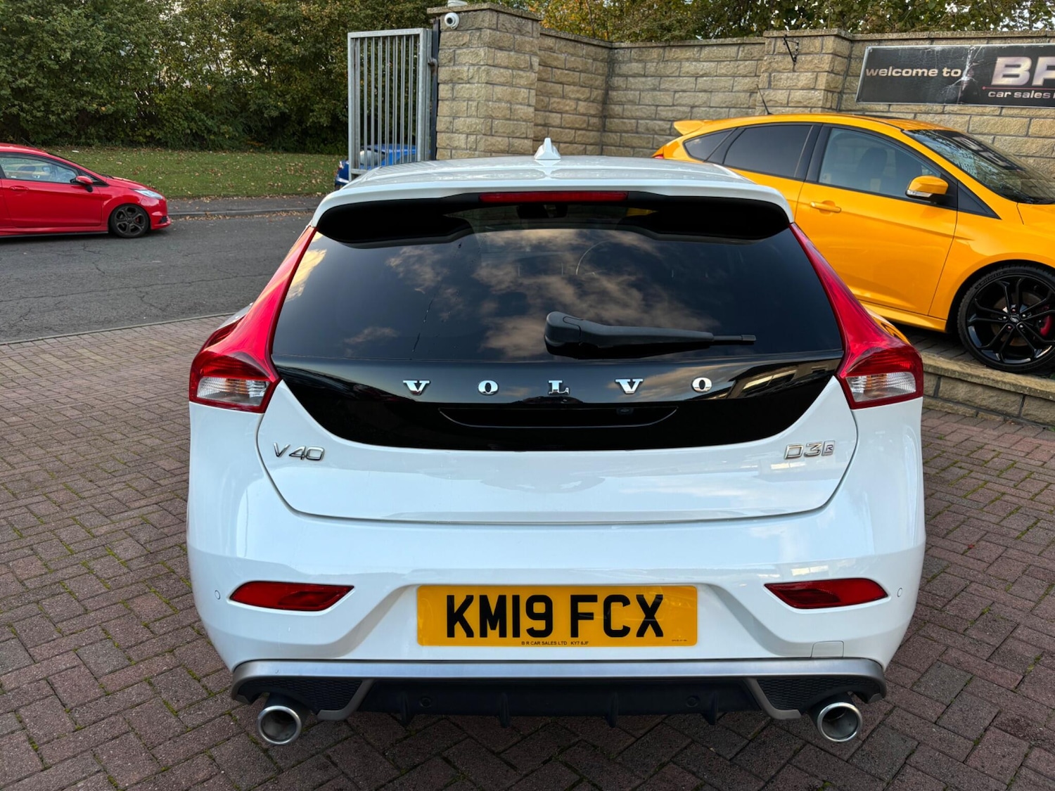 Used Volvo V40 2019 for sale - 76200634: Photo 10