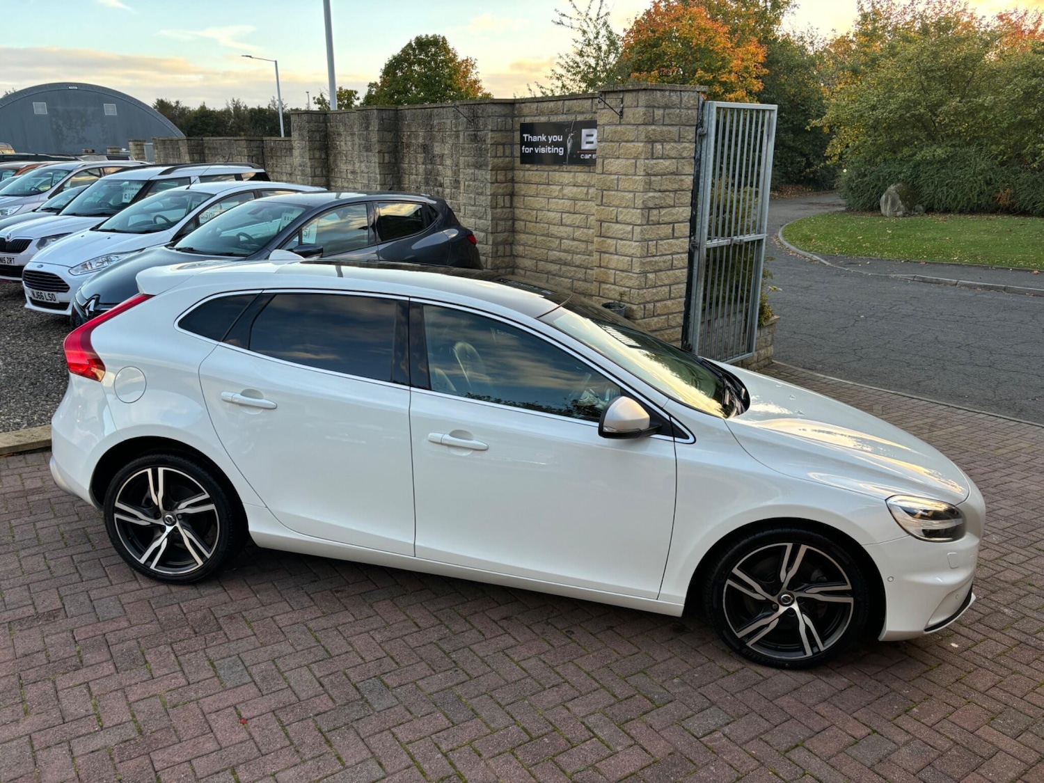 Used Volvo V40 2019 for sale - 76200634: Photo 15