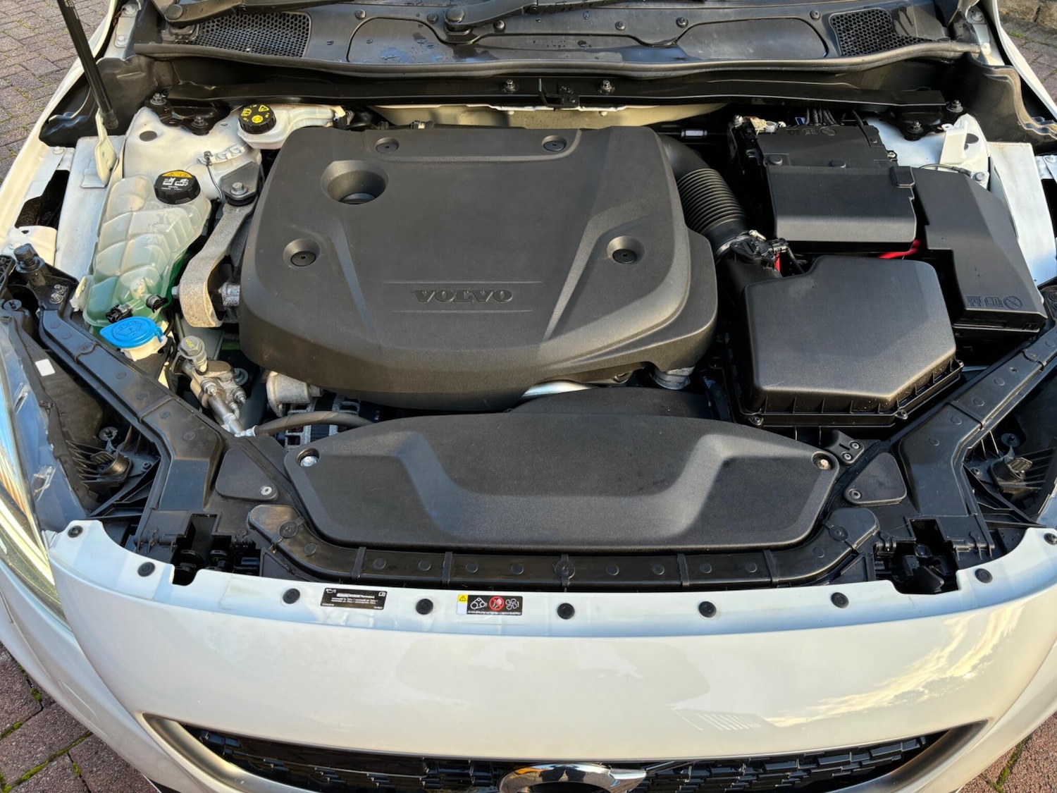 Used Volvo V40 2019 for sale - 76200634: Photo 23