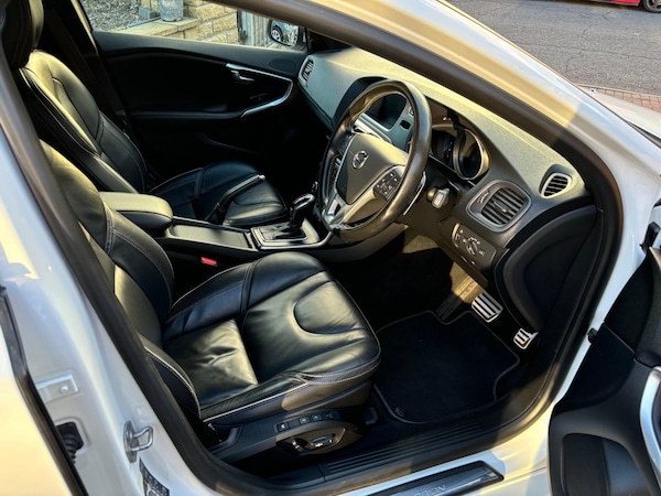 Used Volvo V40 2019 for sale - 76200634: Photo 26
