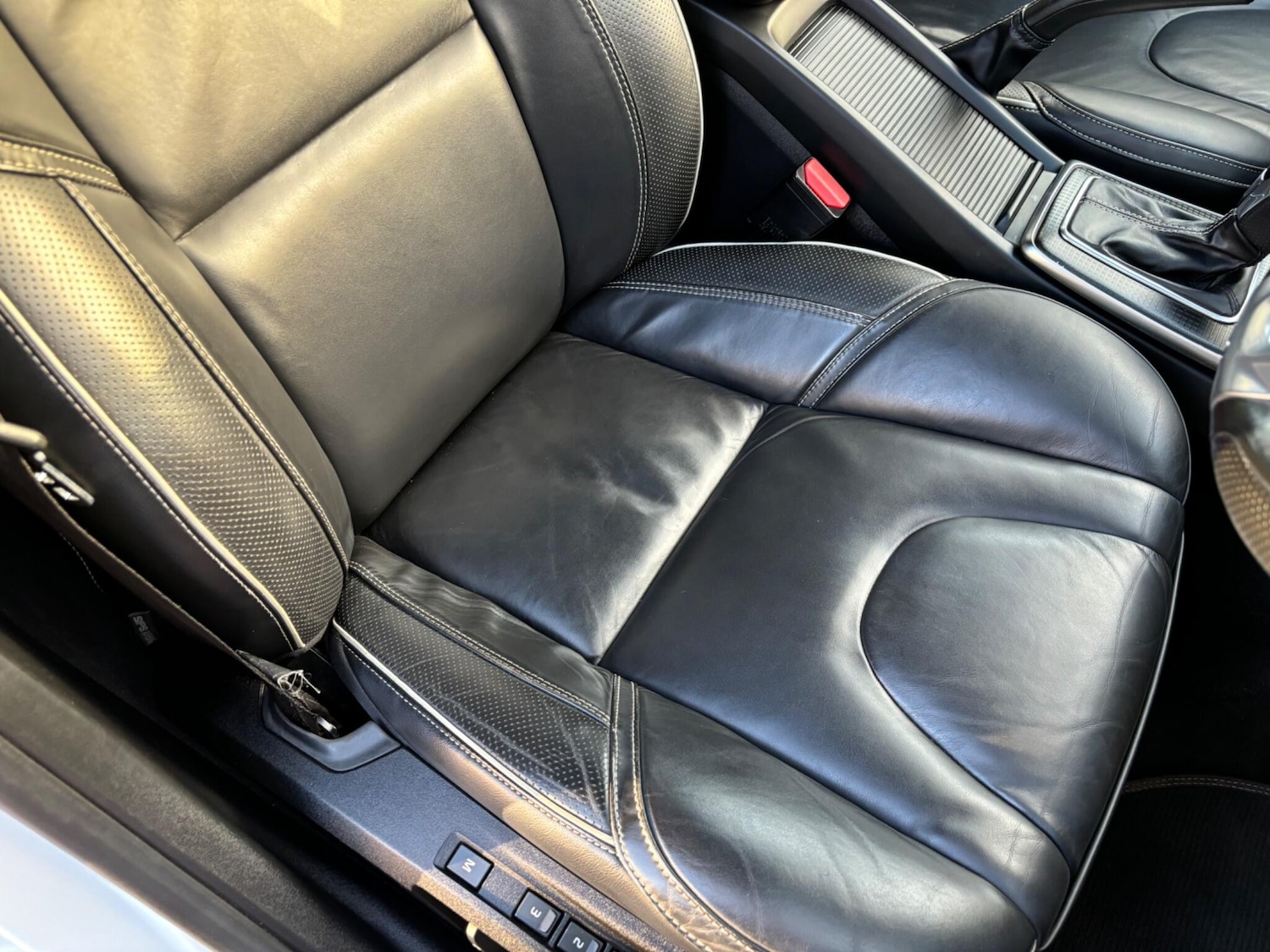 Used Volvo V40 2019 for sale - 76200634: Photo 29