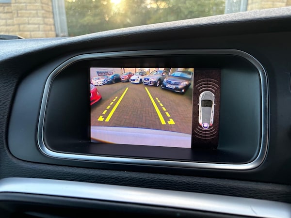 Used Volvo V40 2019 for sale - 76200634: Photo 43