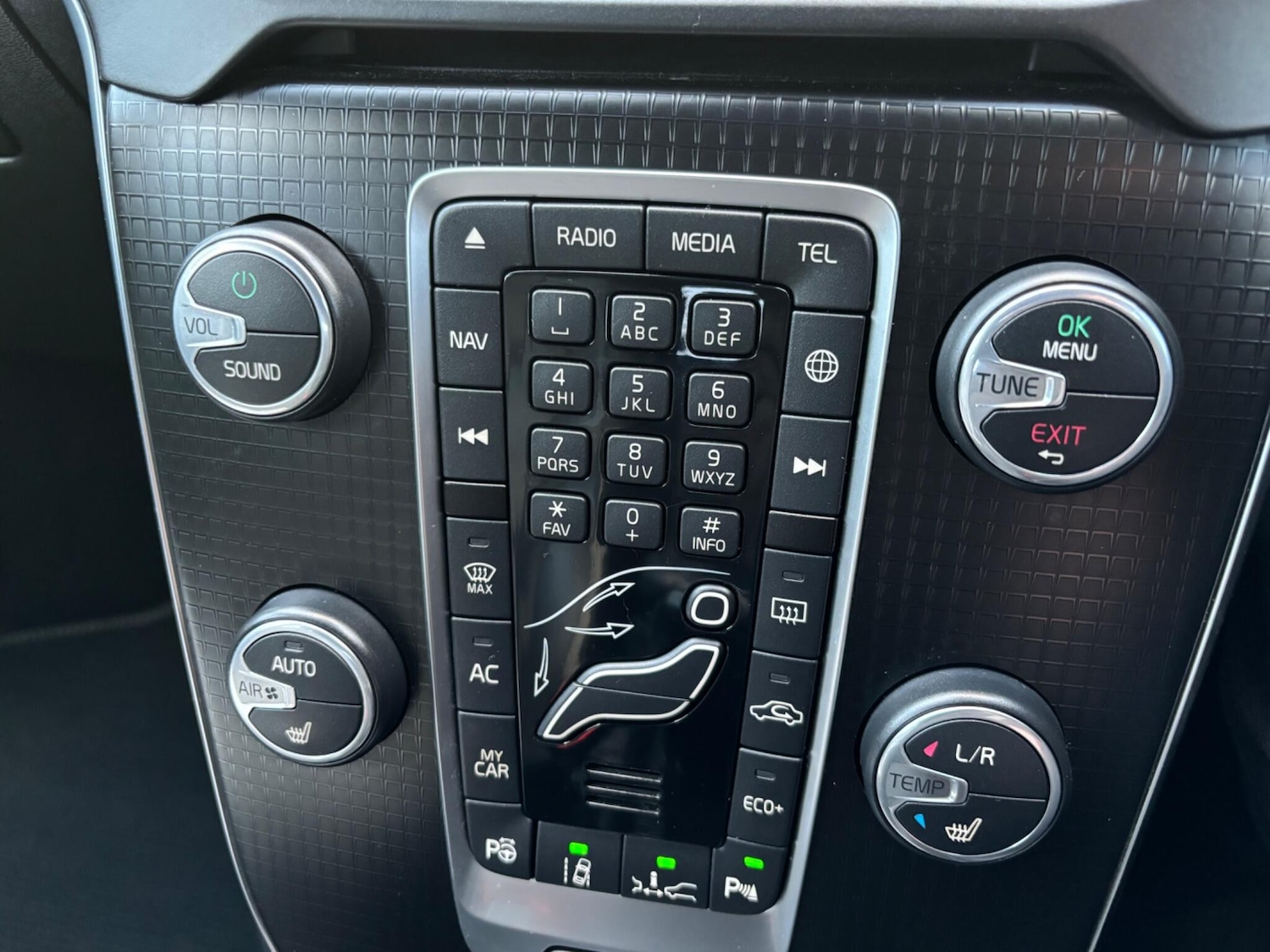 Used Volvo V40 2019 for sale - 76200634: Photo 49