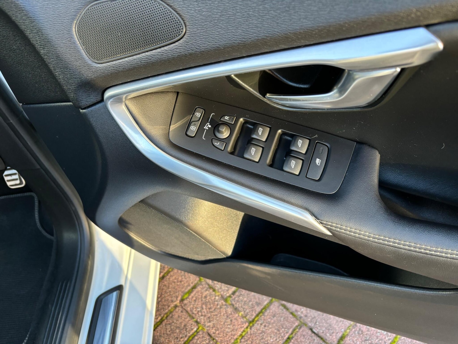 Used Volvo V40 2019 for sale - 76200634: Photo 58