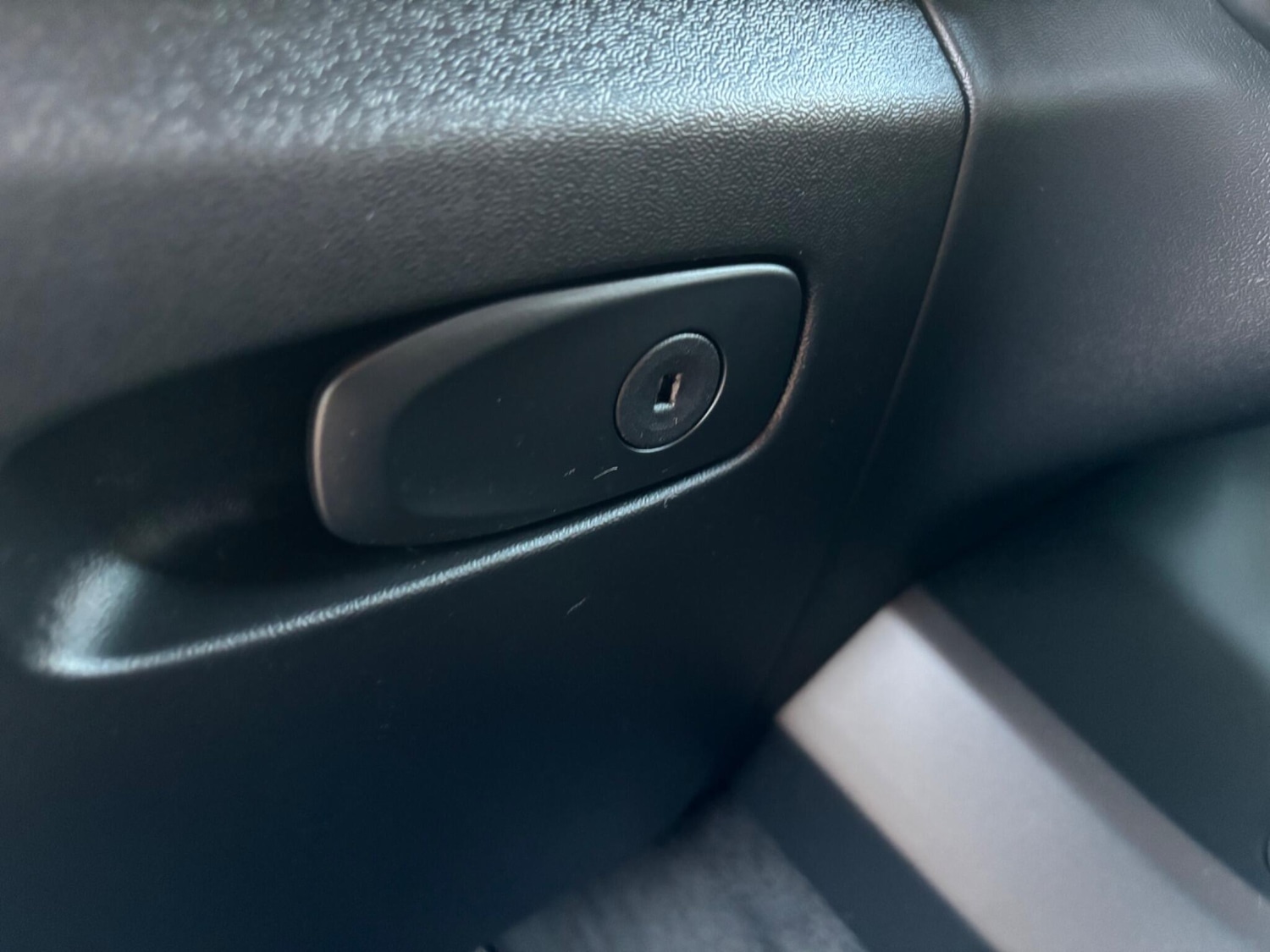 Used Volvo V40 2019 for sale - 76200634: Photo 67