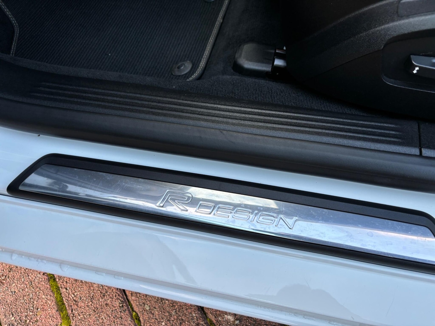 Used Volvo V40 2019 for sale - 76200634: Photo 84