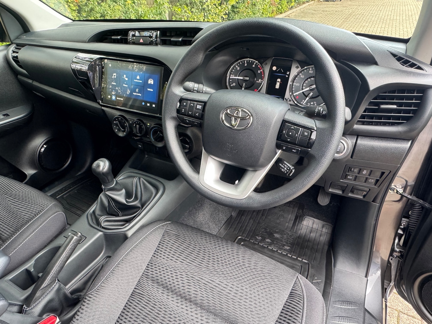 Used Toyota Hilux for sale - 77951734: Photo 11