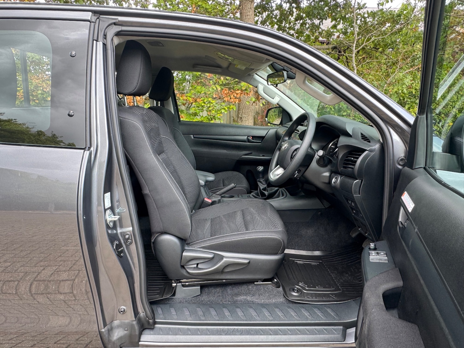 Used Toyota Hilux for sale - 77951734: Photo 12