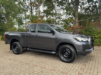 Used Toyota Hilux 2025 for sale - 77951734: Photo
