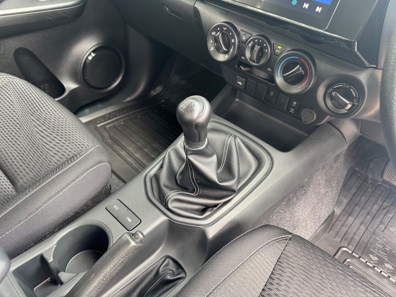 Used Toyota Hilux for sale - 77951734: Photo 22