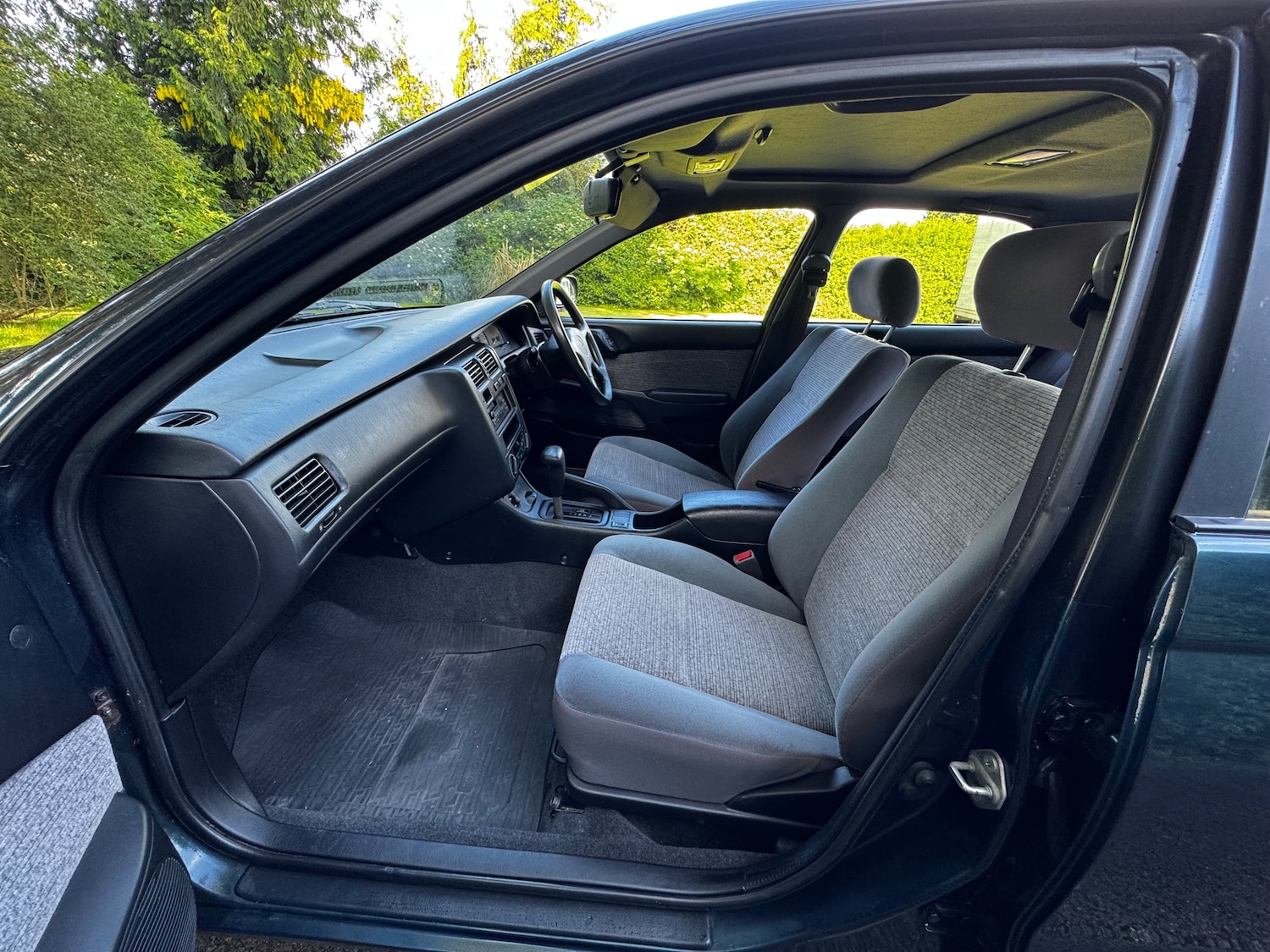 Used Toyota Carina E 1994 for sale - 77301663: Photo 12