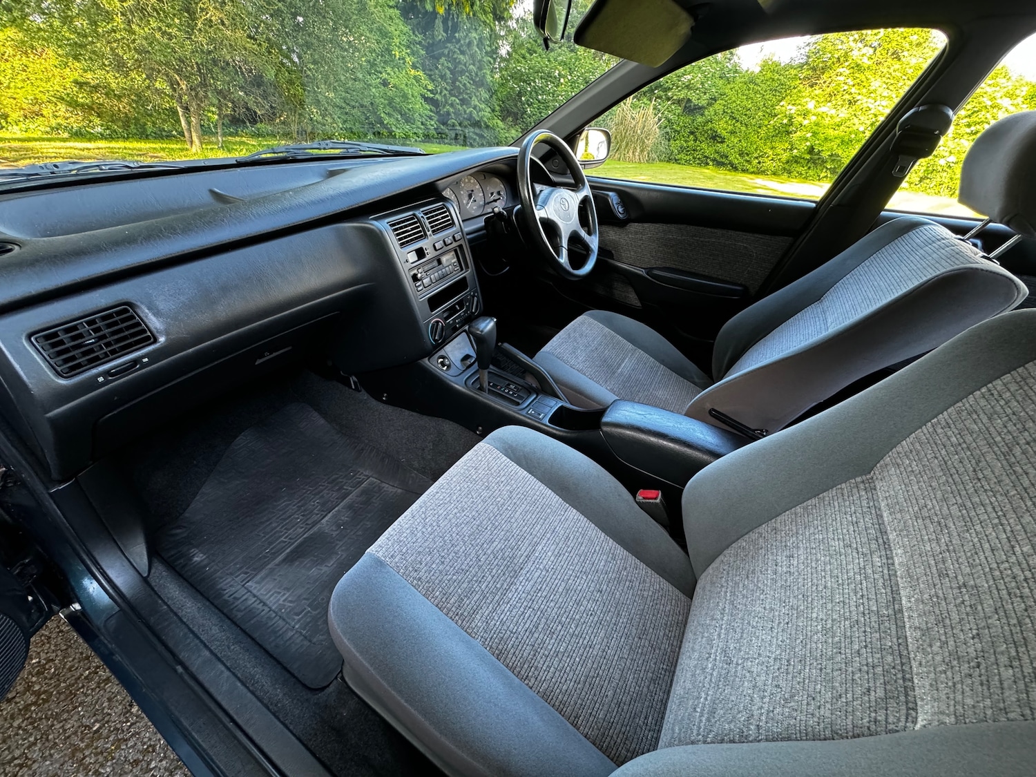 Used Toyota Carina E 1994 for sale - 77301663: Photo 13