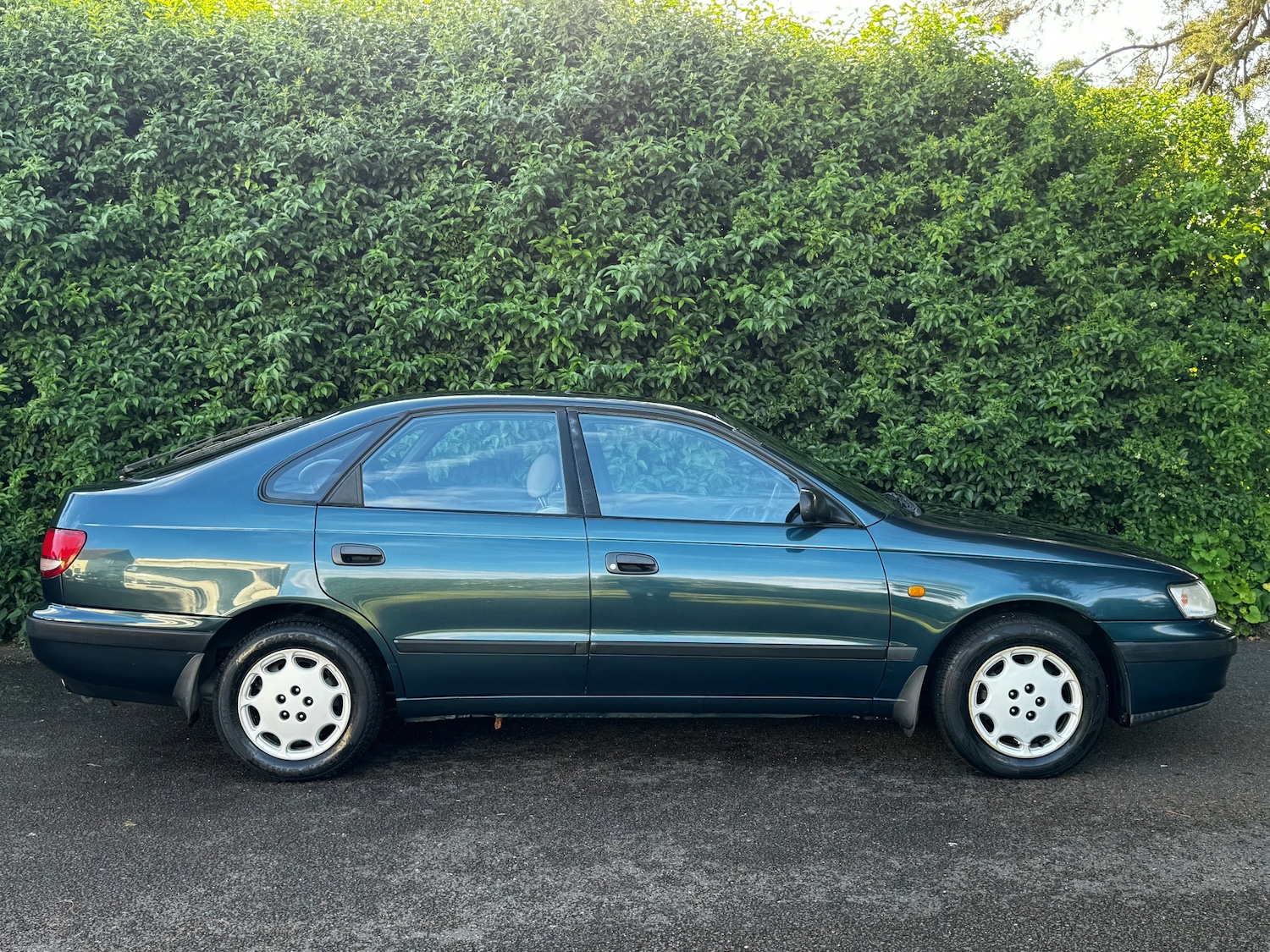 Used Toyota Carina E 1994 for sale - 77301663: Photo 2