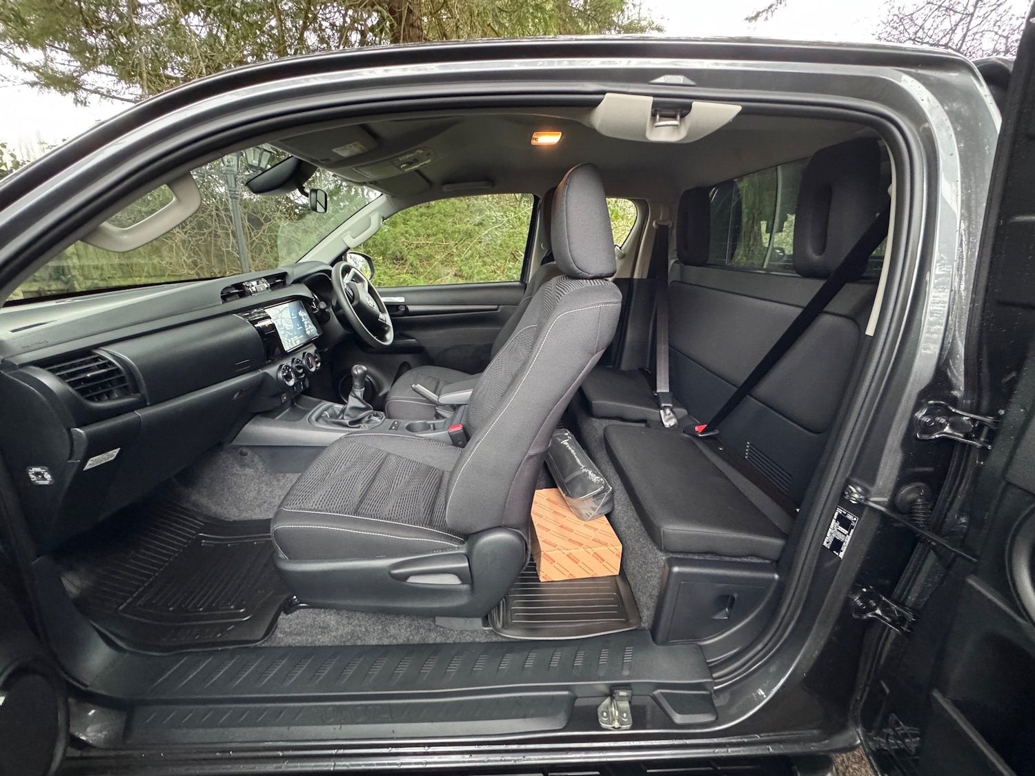 Used Toyota Hilux for sale - 77526289: Photo 13