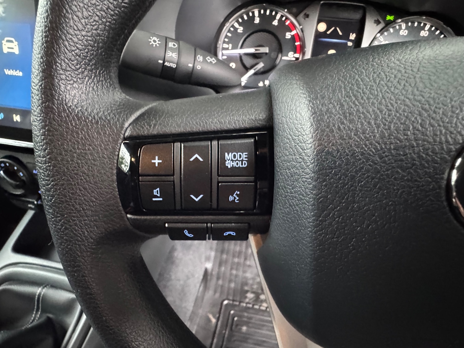 Used Toyota Hilux for sale - 77526289: Photo 18