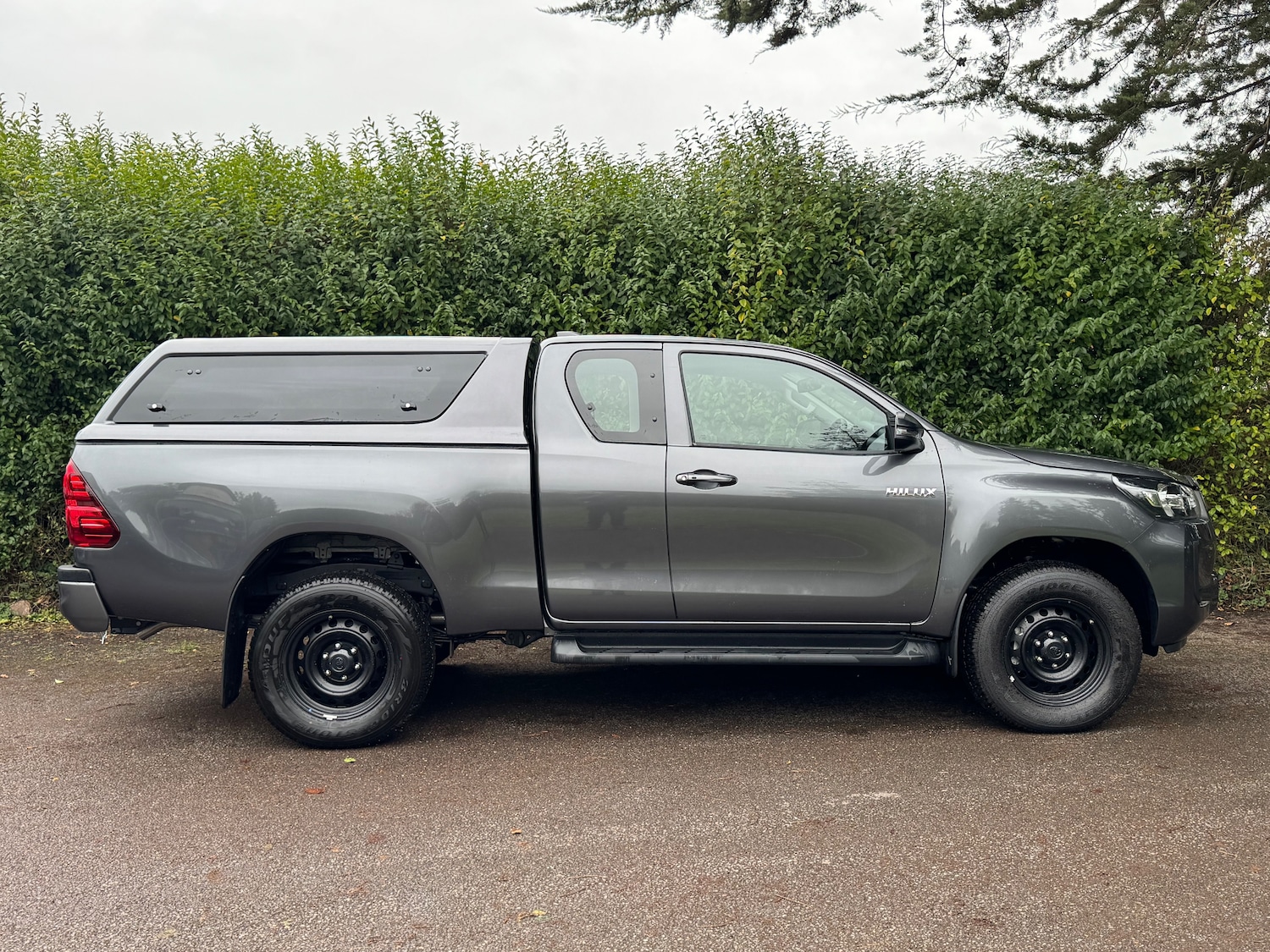 Used Toyota Hilux for sale - 77526289: Photo 2