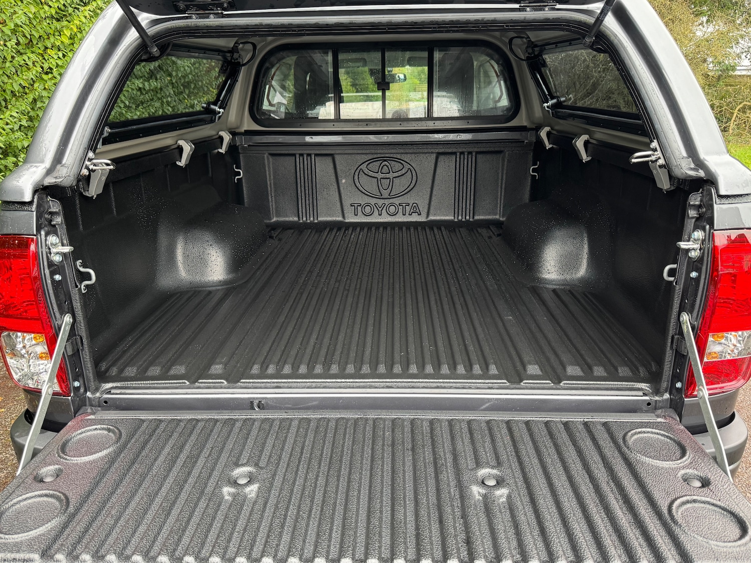 Used Toyota Hilux for sale - 77526289: Photo 9