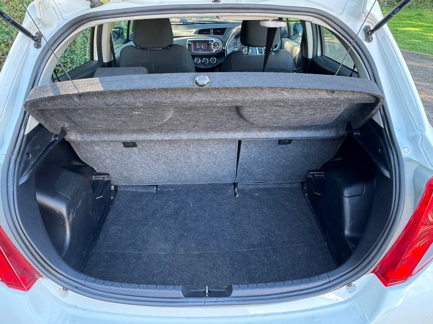 Used Toyota Yaris 2012 for sale - 78122250: Photo 20