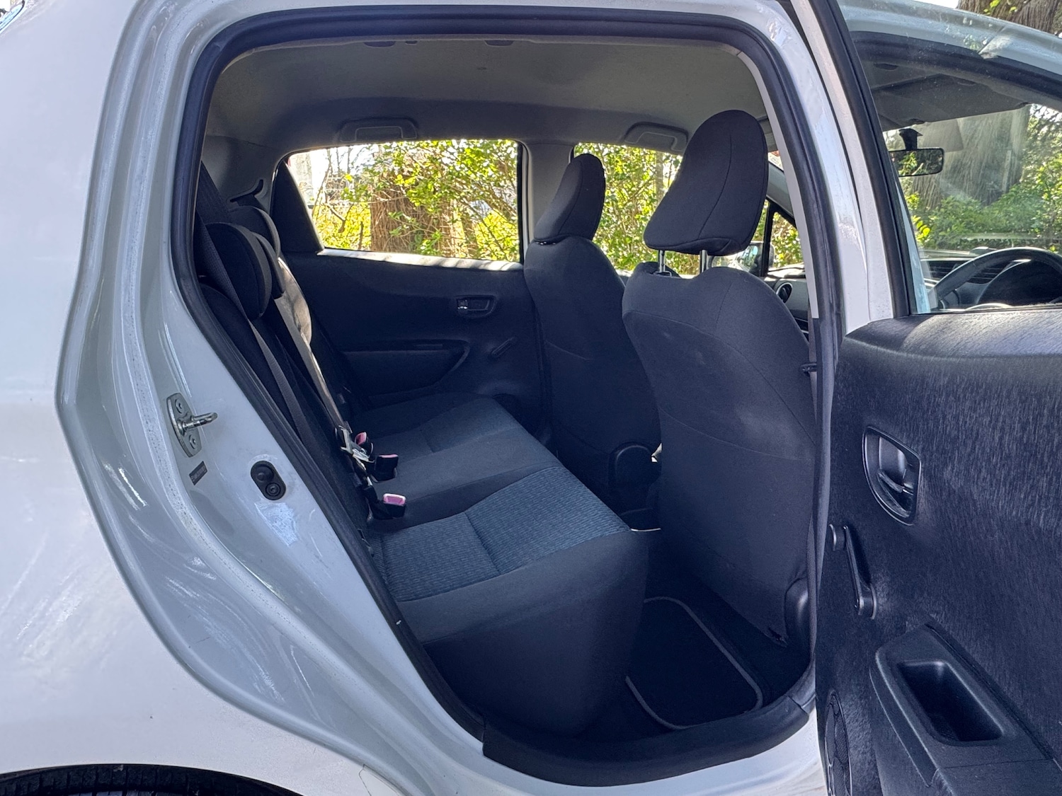 Used Toyota Yaris 2012 for sale - 78122250: Photo 8