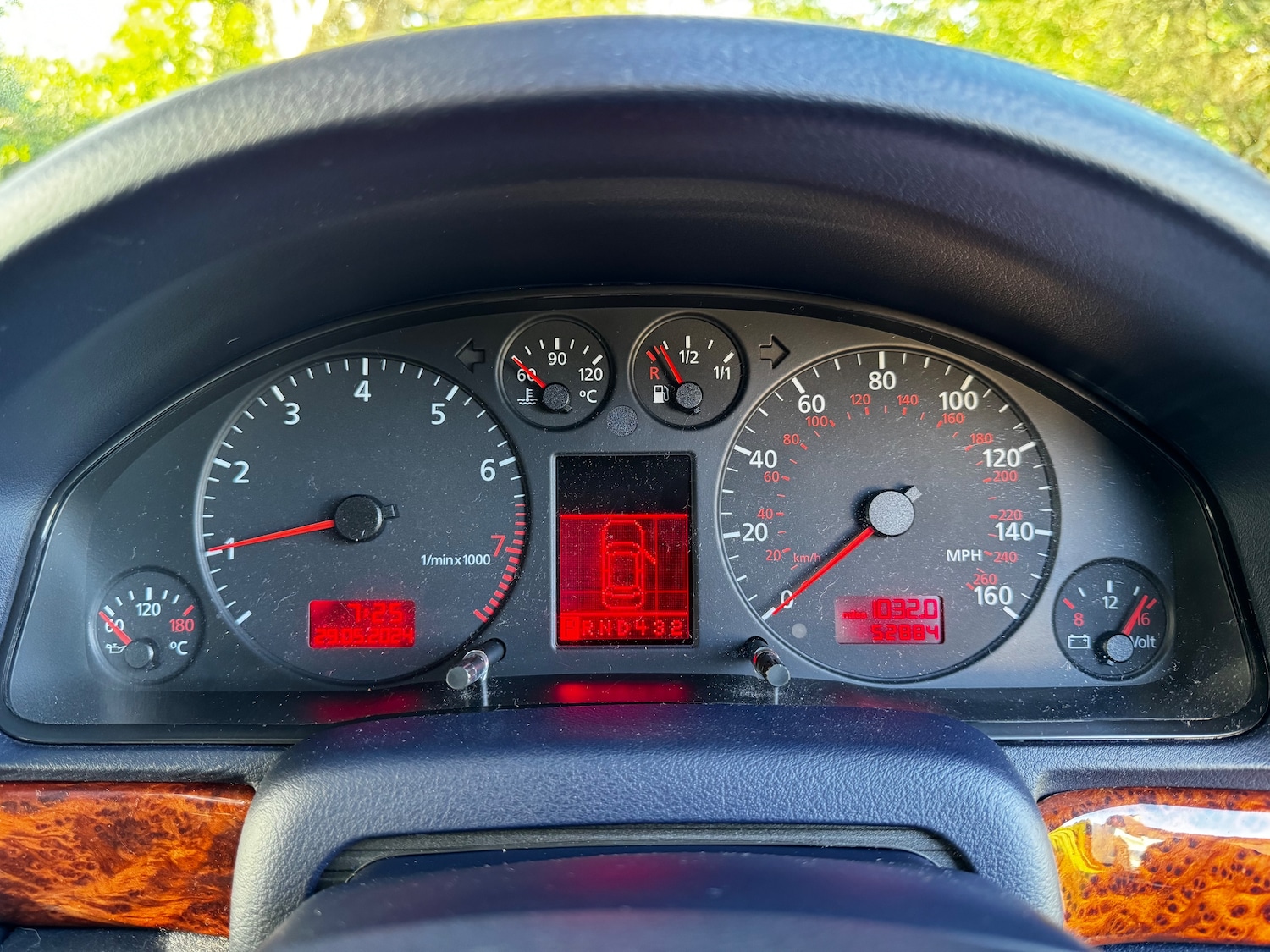 Used Audi A4 2000 for sale - 77301673: Photo 21