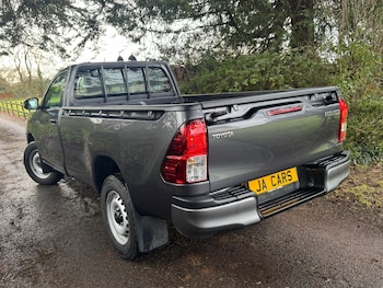 Used Toyota Hilux 2021 for sale - 77280536: Photo