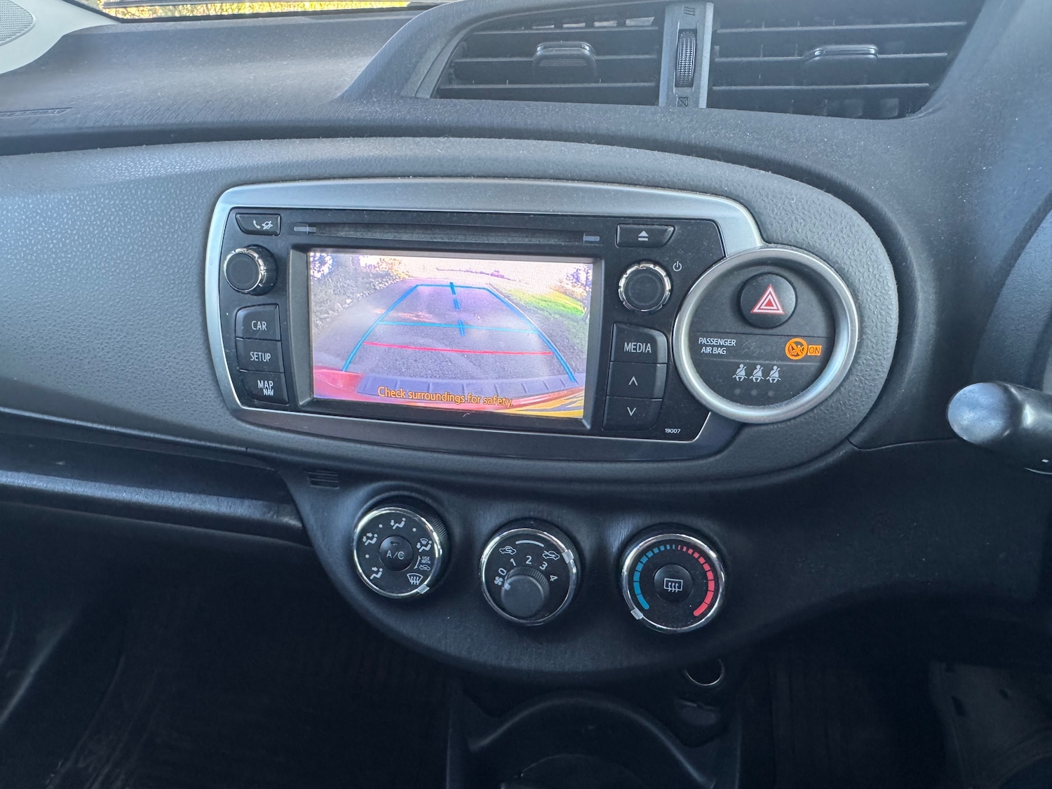 Used Toyota Yaris 2012 for sale - 77951735: Photo 11