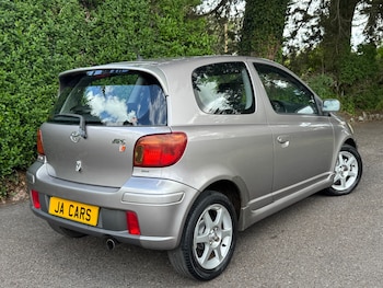 Used Toyota Yaris 2004 for sale - 79171086: Photo