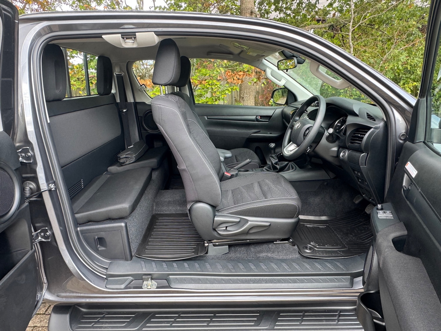 Used Toyota Hilux for sale - 77280532: Photo 13