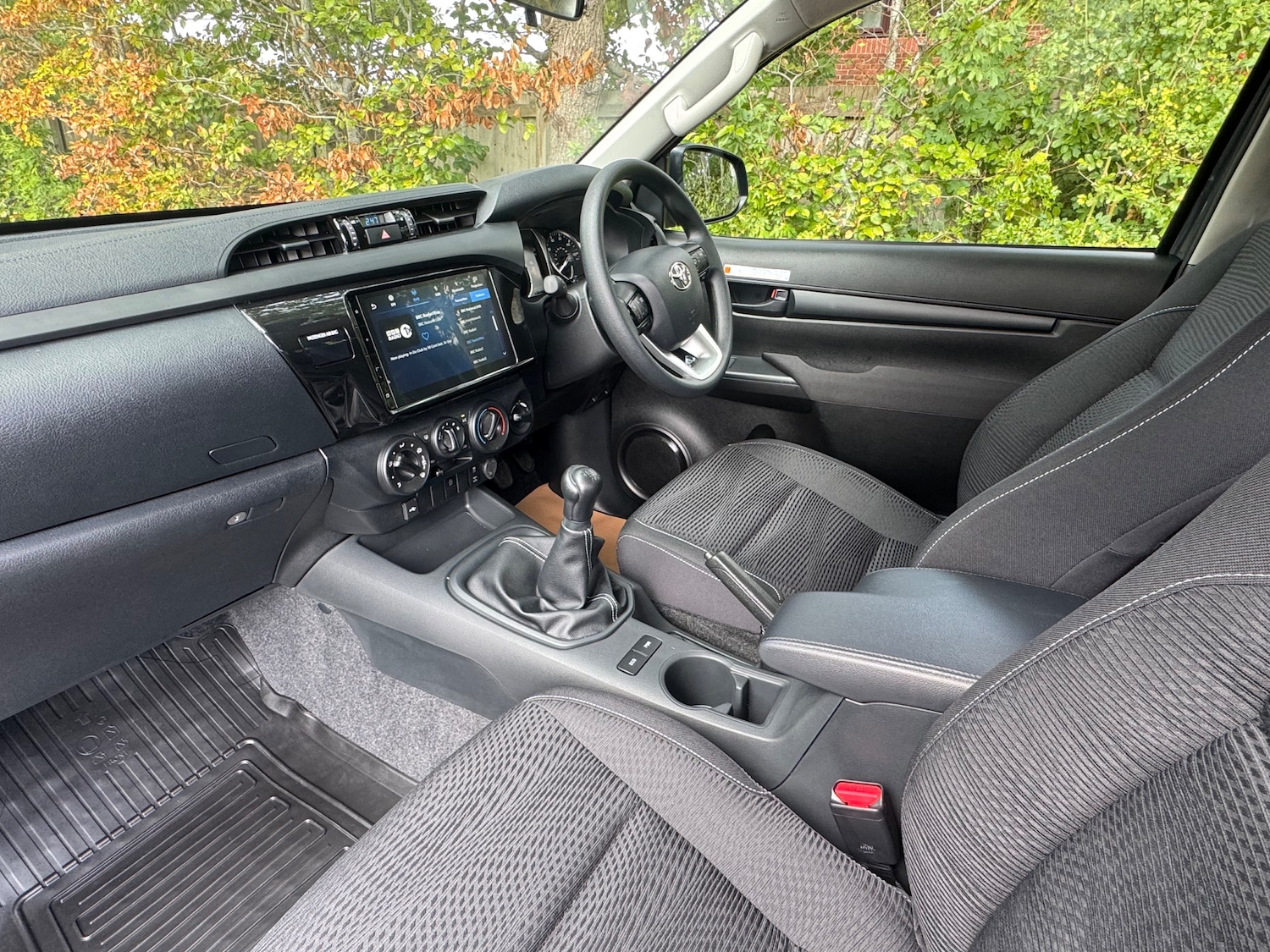 Used Toyota Hilux for sale - 77280532: Photo 16