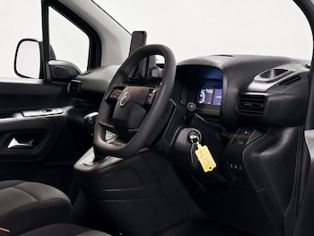 Used Citroen Berlingo 2025 for sale - 79359265: Photo