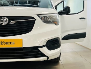 Used Vauxhall Combo 2019 for sale - 75503788: Photo