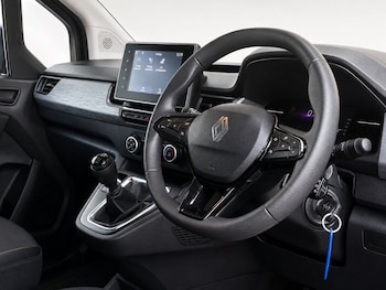Used Renault Kangoo Maxi 2025 for sale - 79359299: Photo
