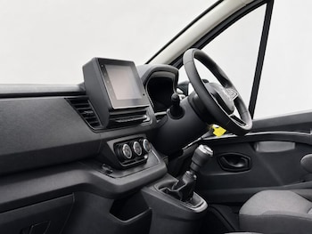 Used Renault Trafic 2023 for sale - 79518696: Photo