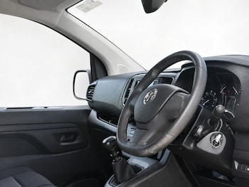 Used Vauxhall Vivaro 2024 for sale - 79385355: Photo